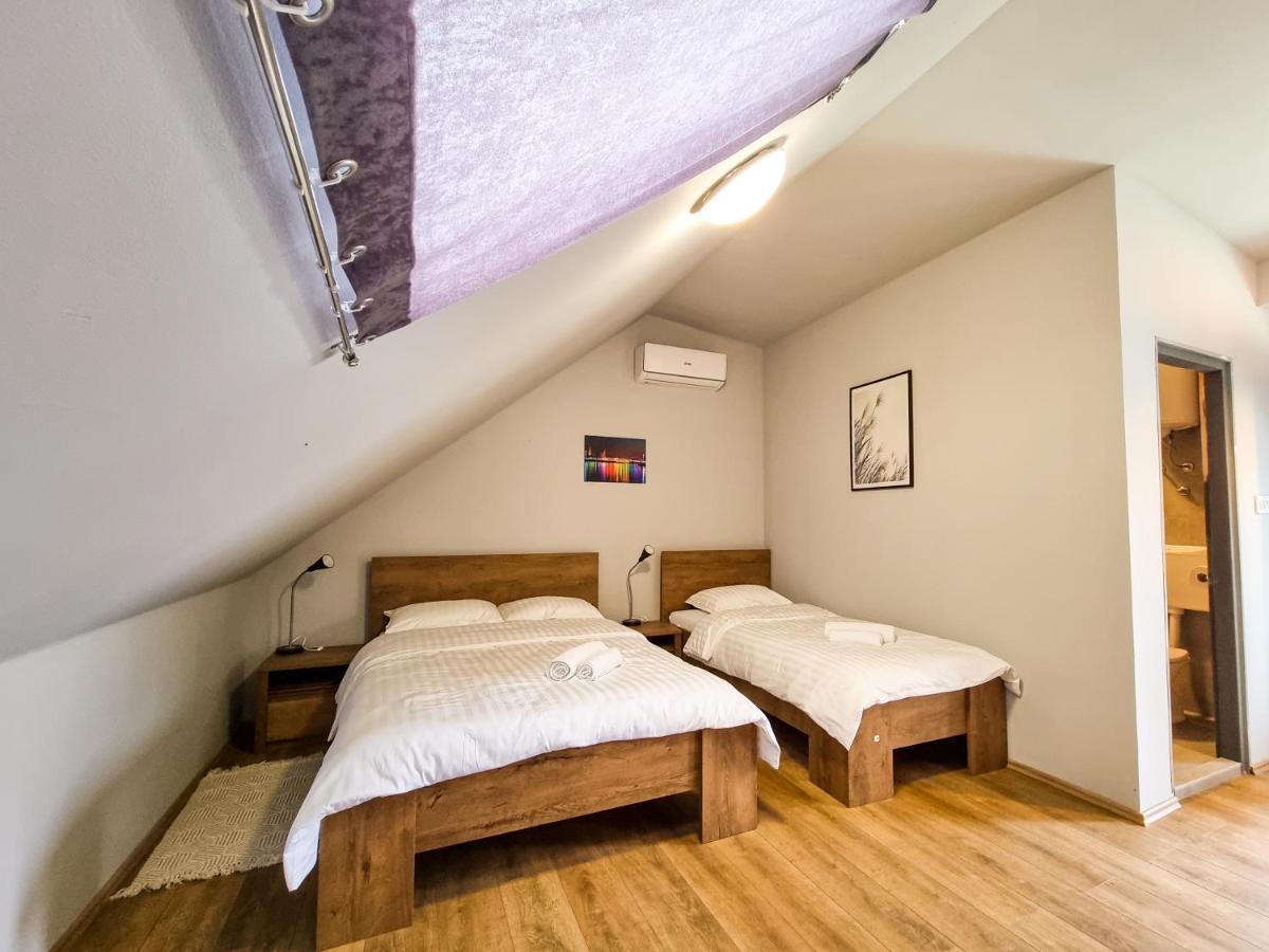 Xxl Rooms Осиек Екстериор снимка