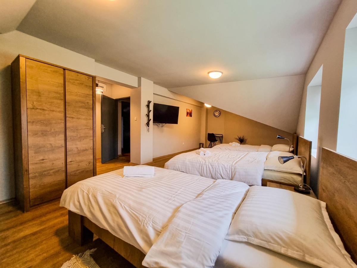 Xxl Rooms Осиек Екстериор снимка