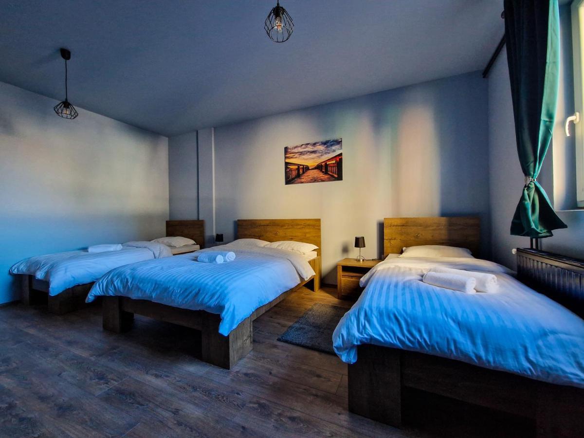 Xxl Rooms Осиек Екстериор снимка