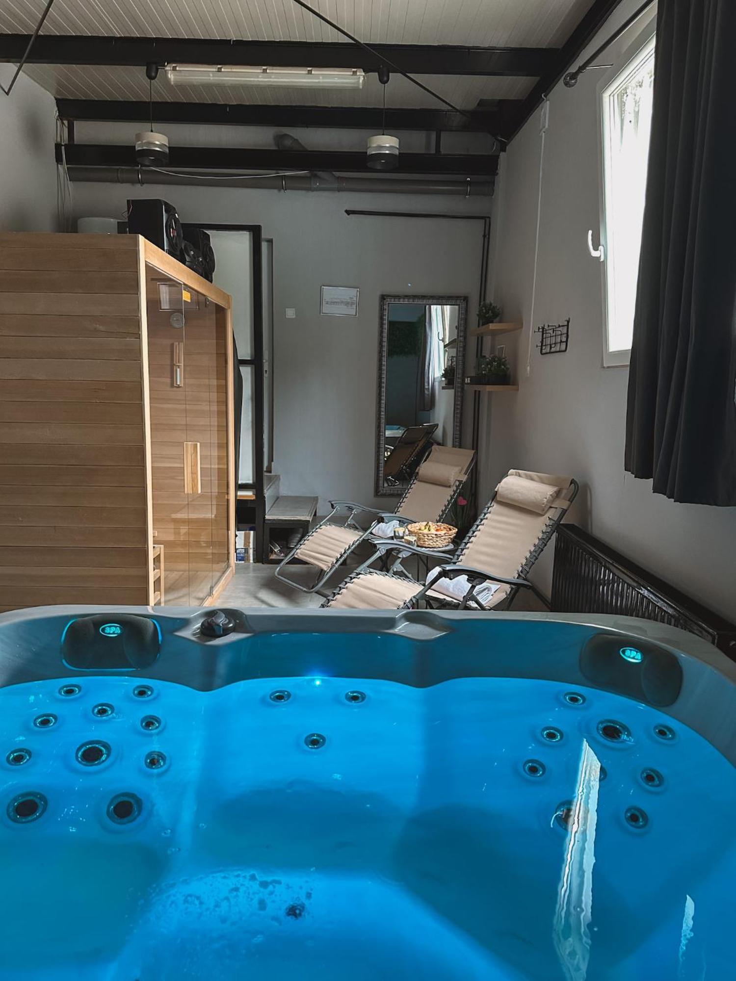 Xxl Rooms Осиек Екстериор снимка