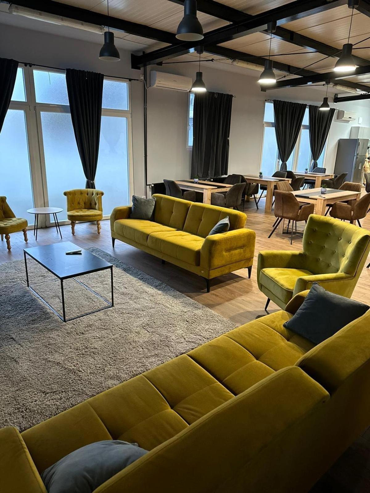 Xxl Rooms Осиек Екстериор снимка